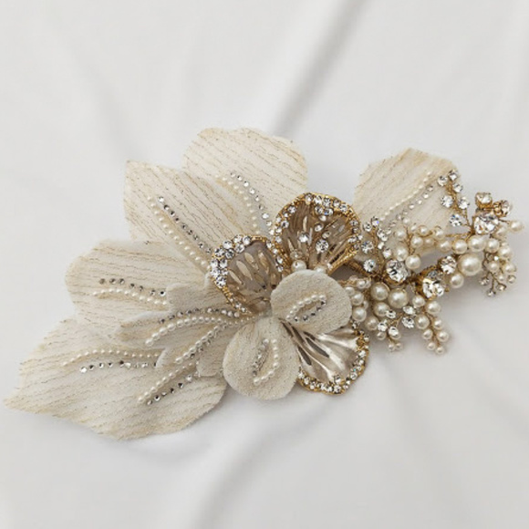 David's Bridal Accessories - Floral Headpiece with Pearls and Crystals